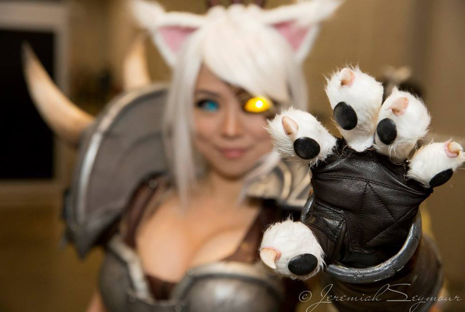Ngắm cosplay Rengar phiên bản nữ cực quyến rũ - Ảnh 54