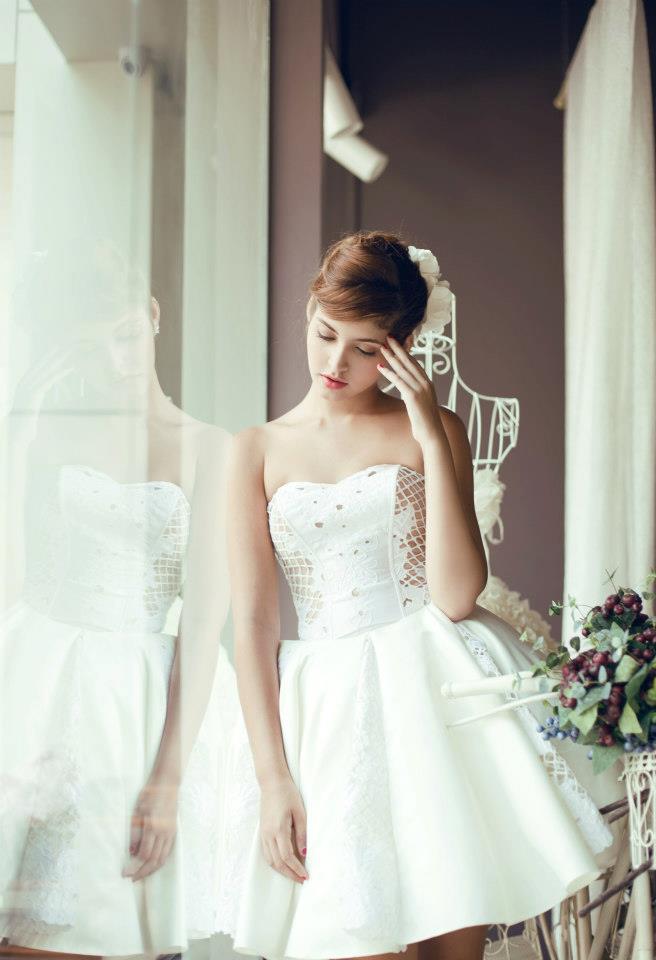 Mẫu Tây Andrea Aybar kiêu sa trong váy cưới trắng - Ảnh 5
