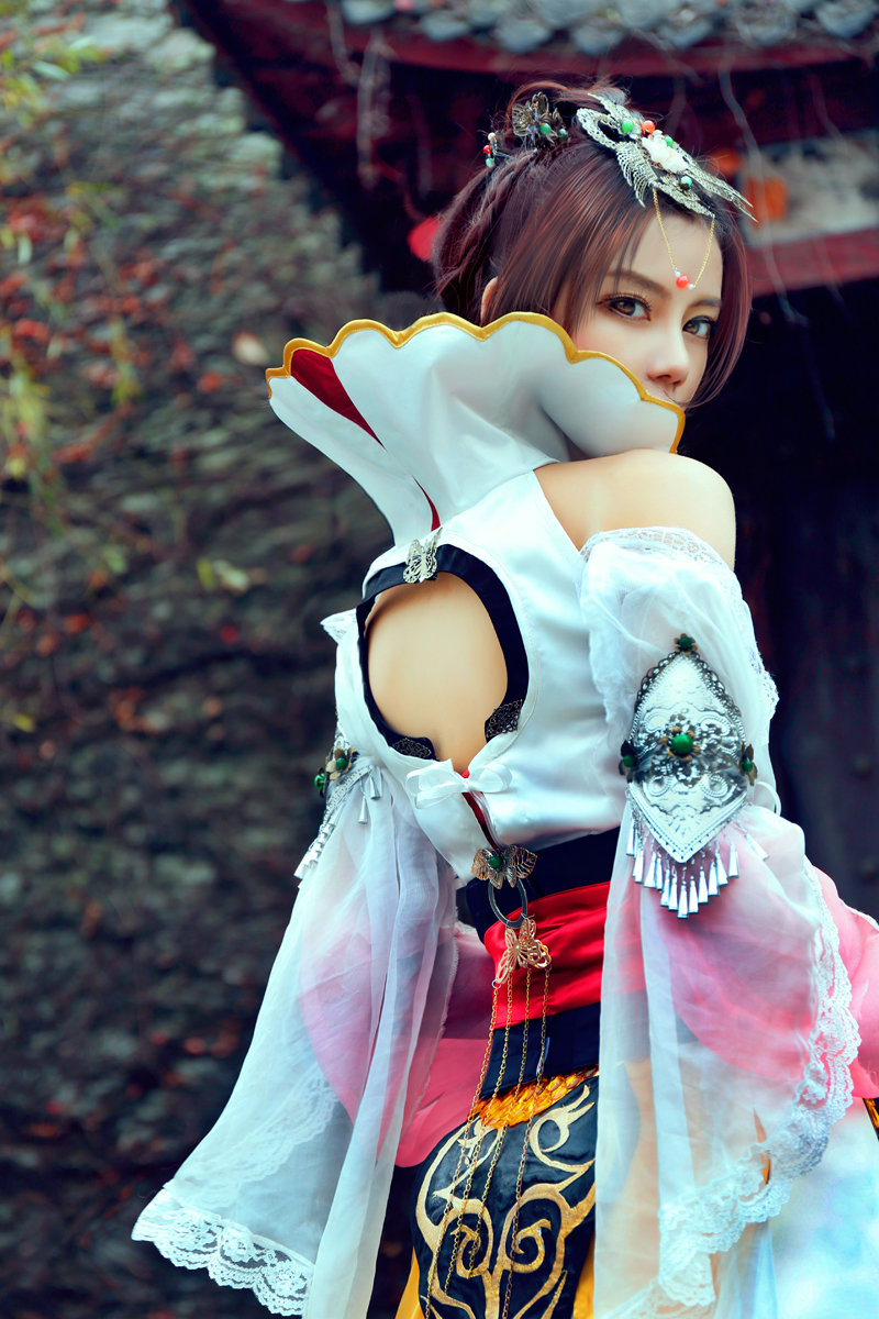 Diệp Tử Huyên quyến rũ với cosplay Xạ Điêu ZERO - Ảnh 6