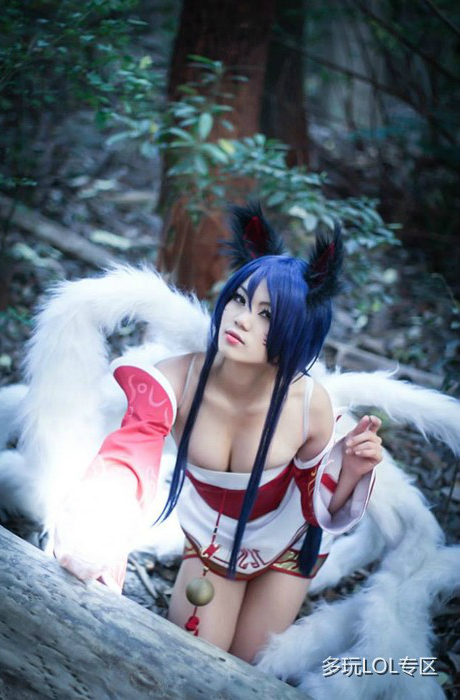 Ngắm cosplay hồ ly chín đuôi Ahri cực quyến rũ - Ảnh 11