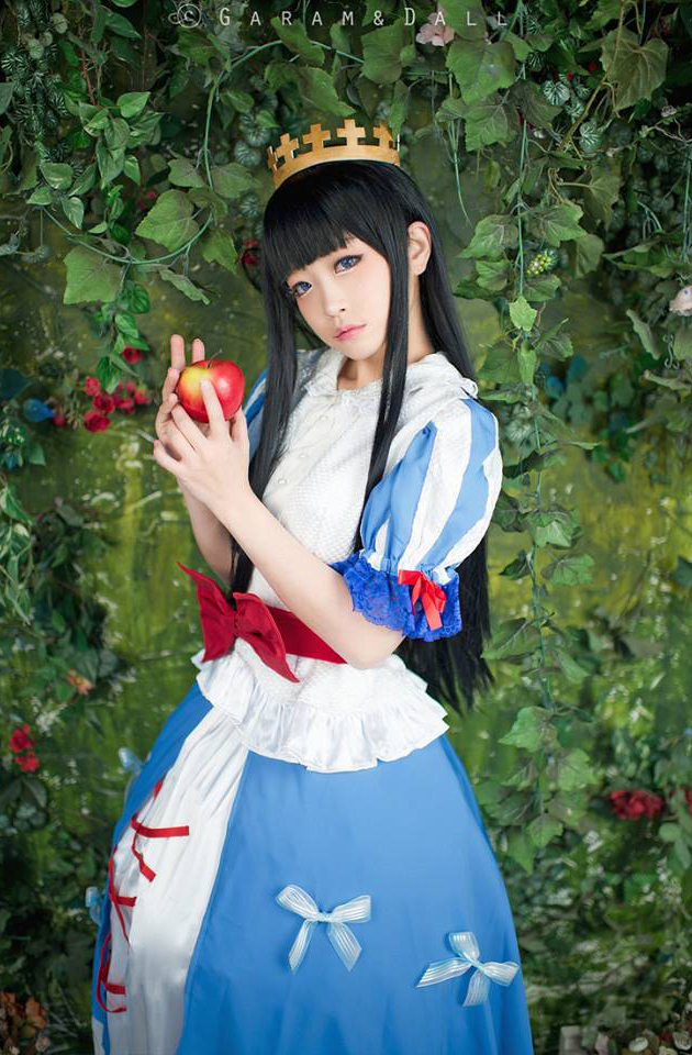 Tomia khoe cosplay Bạch Tuyết cực ấn tượng - Ảnh 18