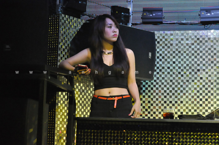Nữ DJ xinh đẹp tại Thiên Long Anh Hùng Hội - Ảnh 10