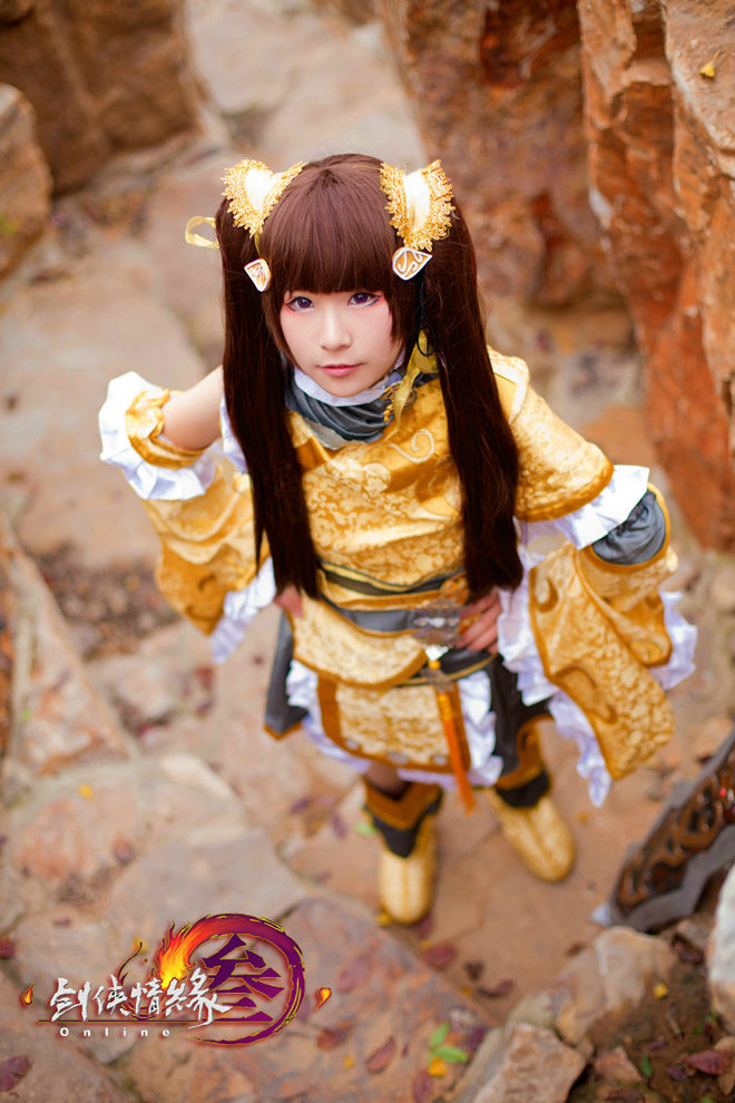 Thiên Thương dễ thương với cosplay Tàng Kiếm - Ảnh 2