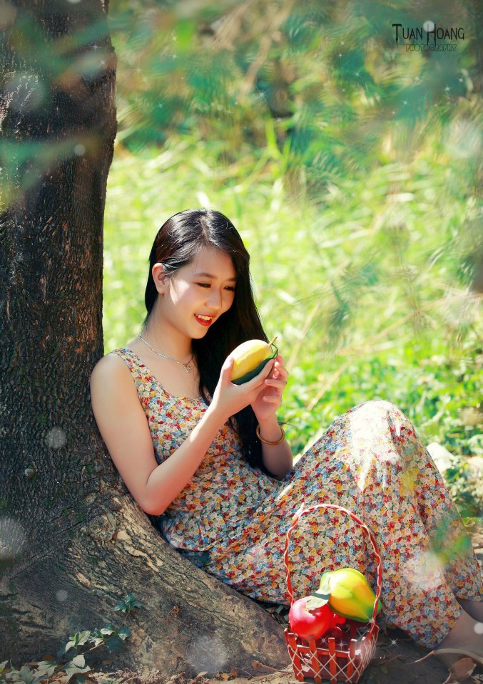 Hotgirl Cầu Trường Rực Lửa dịu dàng đón nắng xuân - Ảnh 2