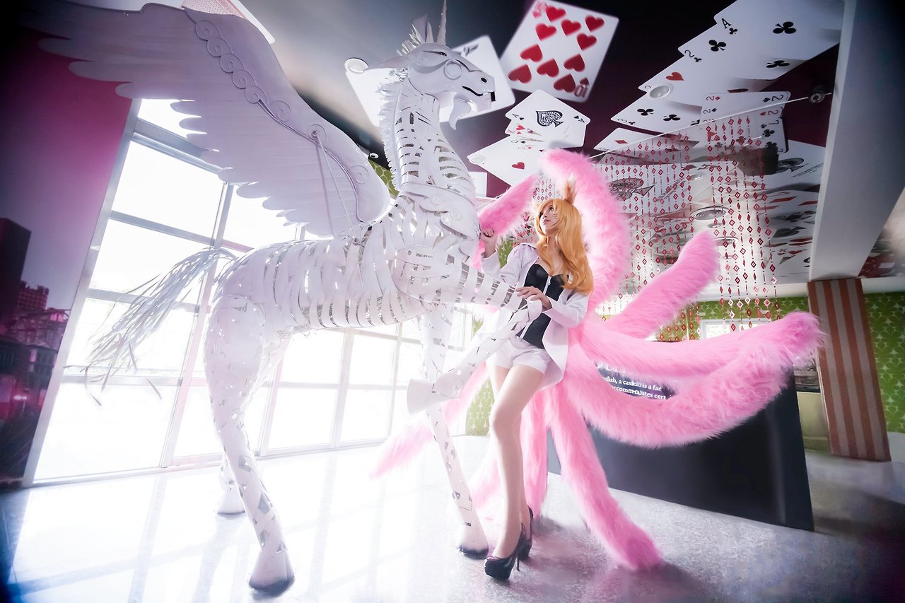 Rung rinh với cosplay Ahri xinh lung linh - Ảnh 4