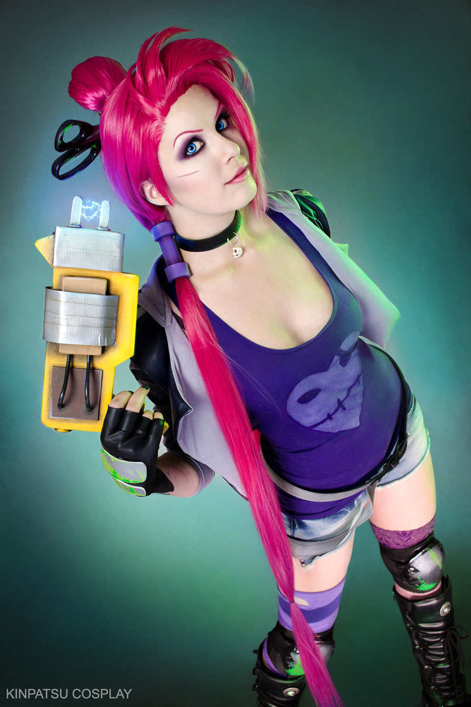 Cosplay Jinx và Jinx Thợ Săn Xác Sống