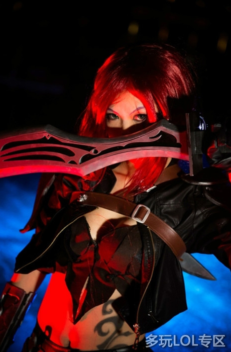 Ngắm vẻ đẹp quyến rũ của "ác kiếm" Katarina - Ảnh 4