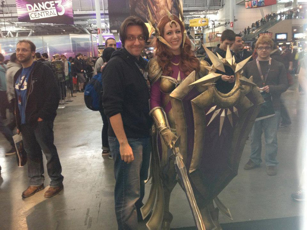 Ngất ngây với cosplay Leona "đẹp như mơ" - Ảnh 14
