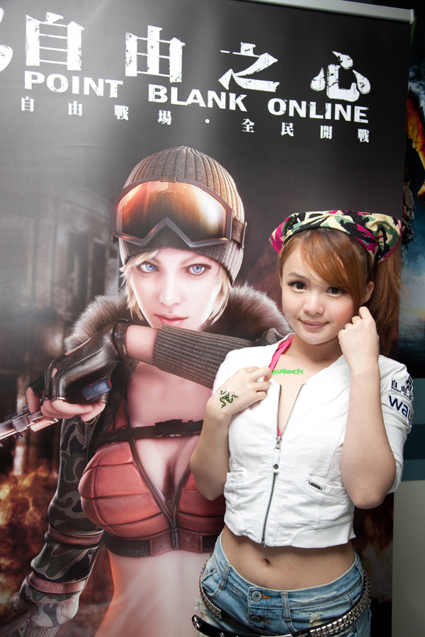 Biệt đội "PB Girls" của Point Blank Online - Ảnh 13