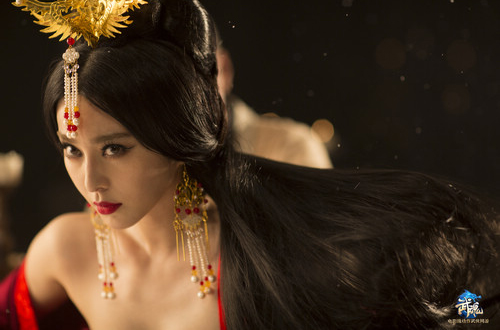 Mê mẩn với cosplay quảng bá Vũ Hồn tại Trung Quốc - Ảnh 1