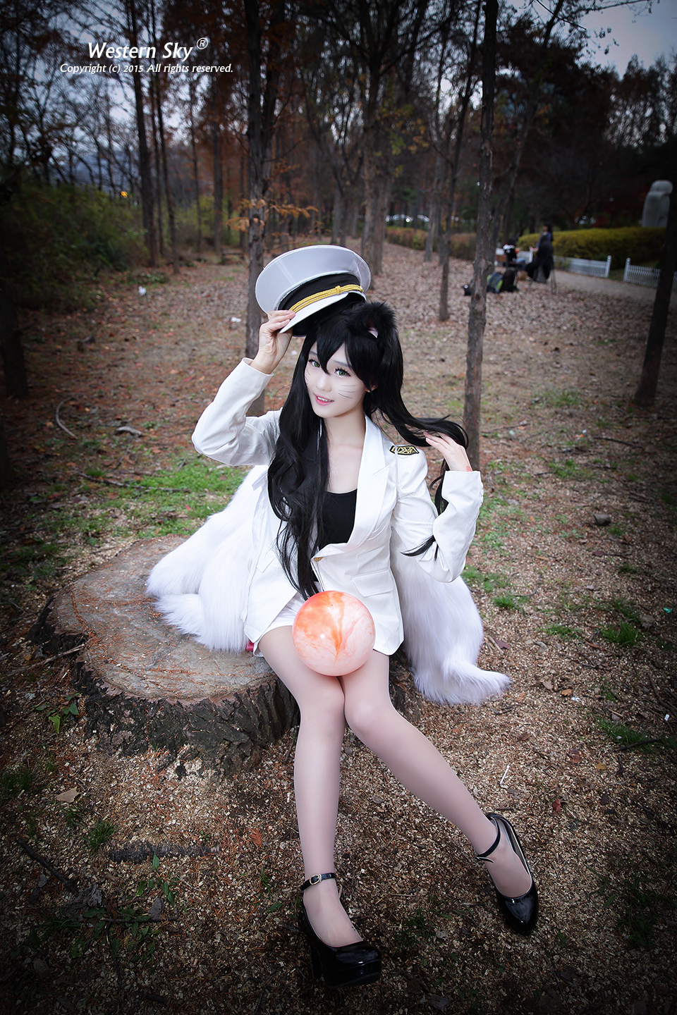 Phát hờn trước vẻ đẹp của cosplay SNSD Ahri