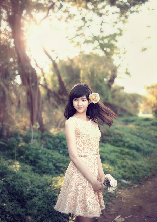 Vẻ đẹp ngây thơ của "ngọc nữ" Liên Minh Huyền Thoại - Ảnh 3