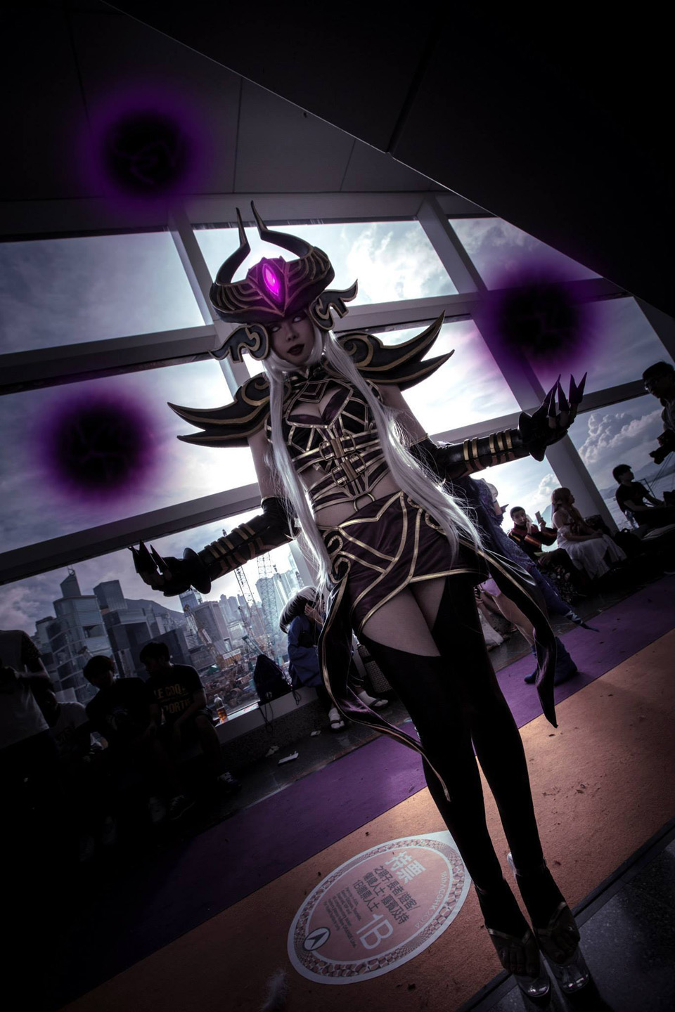 Ngắm cosplay Nữ Chúa Bóng Tối siêu đẹp của Gorvenna - Ảnh 3