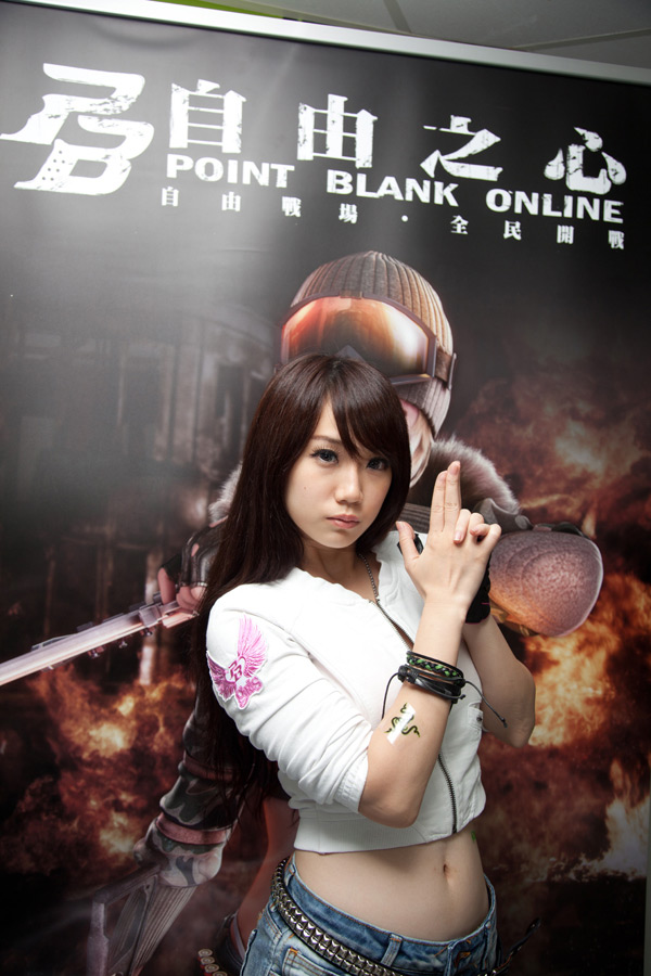 Biệt đội "PB Girls" của Point Blank Online - Ảnh 7
