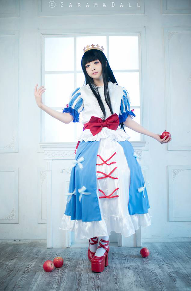 Tomia khoe cosplay Bạch Tuyết cực ấn tượng - Ảnh 10