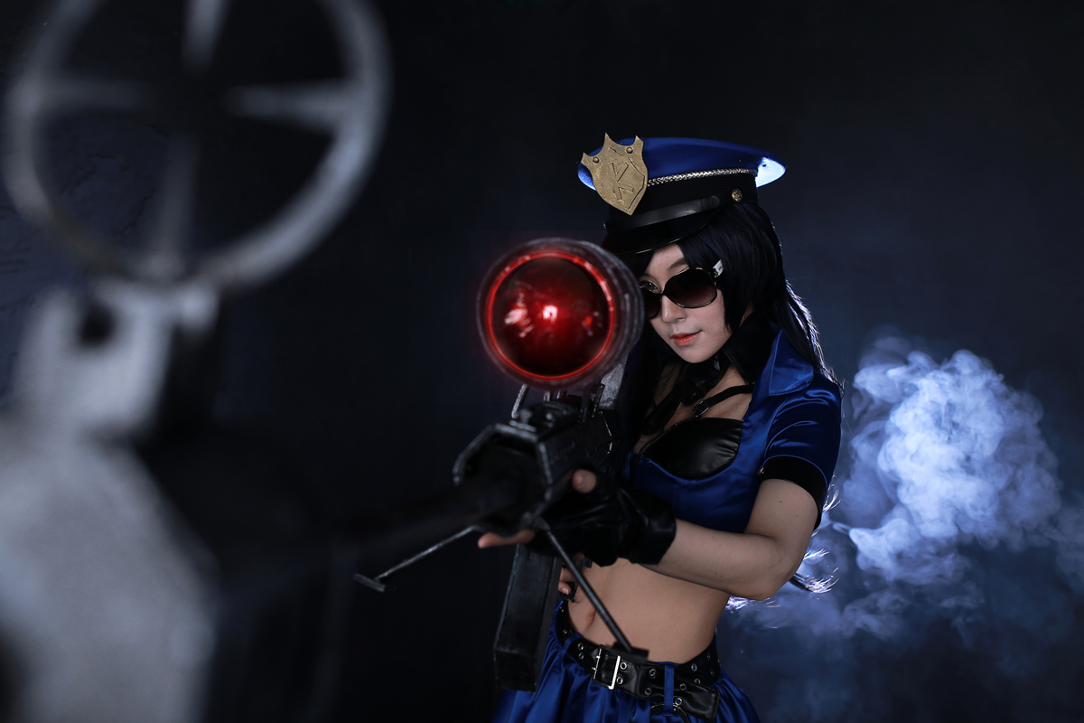 Caitlyn Sĩ Quan