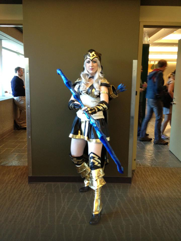 Missyeru và cosplay Ashe tuyệt đẹp tại Pax Prime 2012 - Ảnh 7