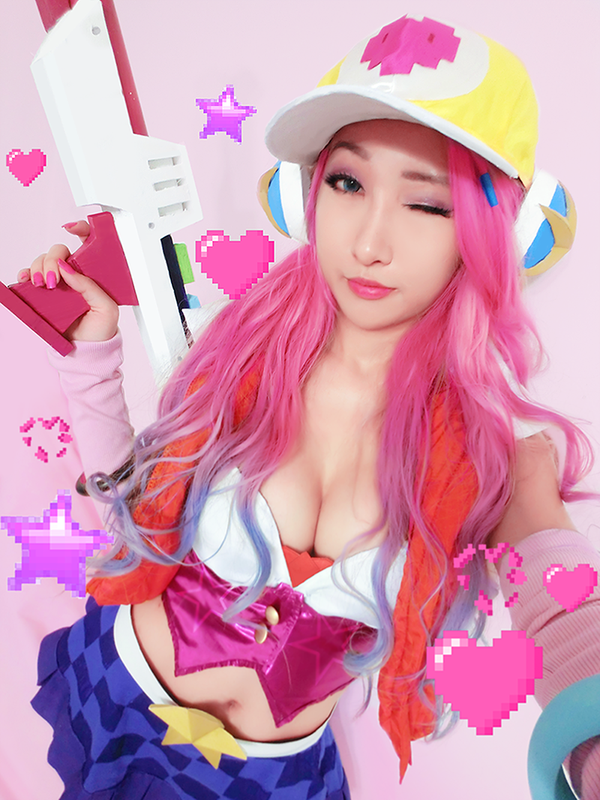 Ngắm cosplay Miss Fortune Giả Lập cực quyến rũ - Ảnh 1
