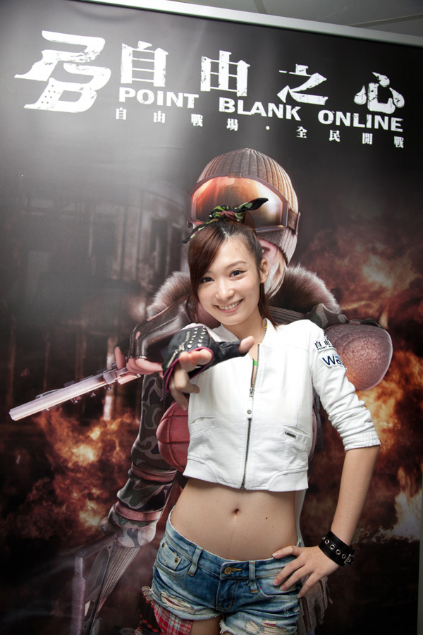 Biệt đội "PB Girls" của Point Blank Online - Ảnh 10