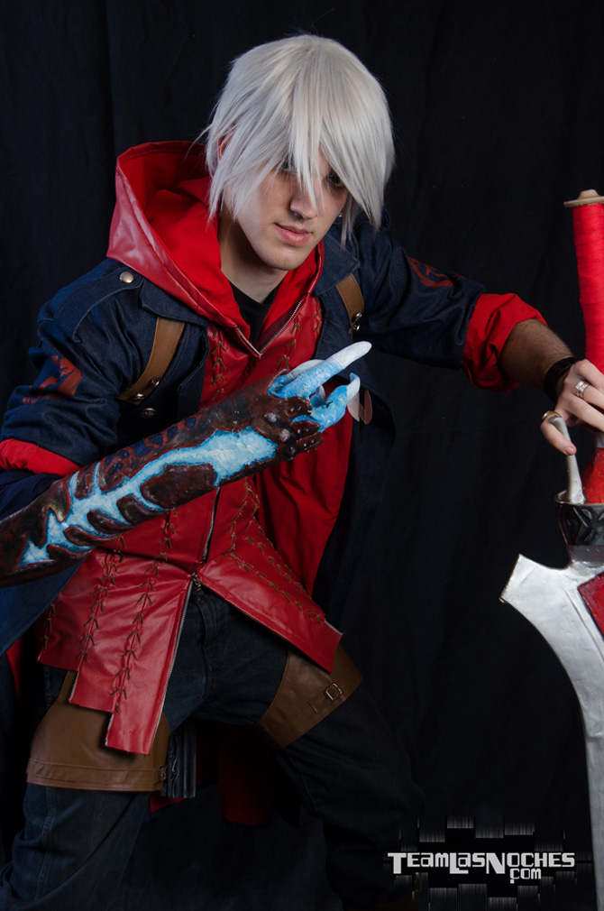 Vẻ đẹp của "hiệp sỹ" Nero trong Devil May Cry 4 - Ảnh 1