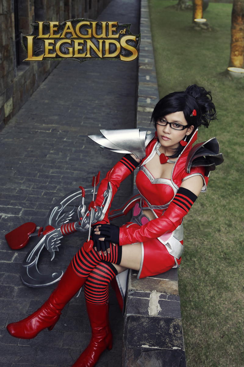 Cosplay LMHT ấn tượng của Tường Vi và Thúy Vi - Ảnh 5