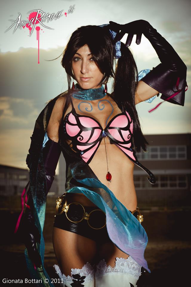 Zafina khoe thân hình gợi cảm trong Tekken 6 - Ảnh 4