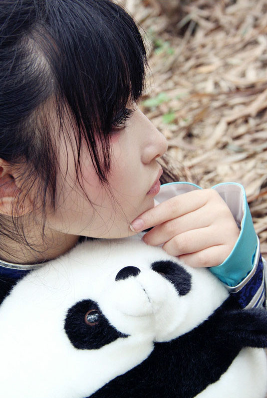 Nữ hiệp Đường Môn khoe dáng trong rừng trúc - Ảnh 4