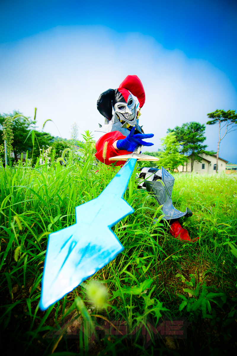 Cosplay "tên hề quỷ" Shaco trong Liên Minh Huyền Thoại - Ảnh 2