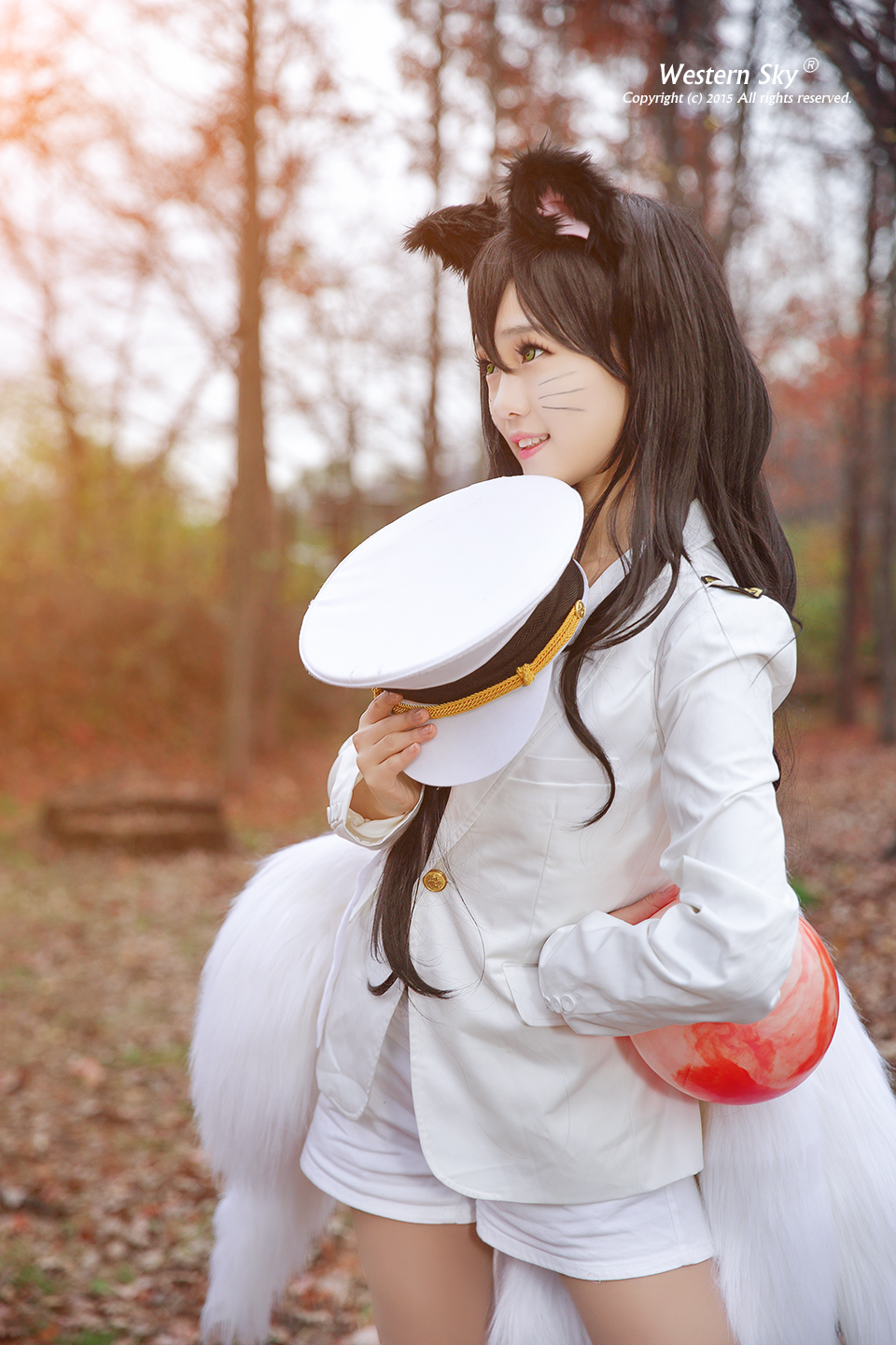 Phát hờn trước vẻ đẹp của cosplay SNSD Ahri