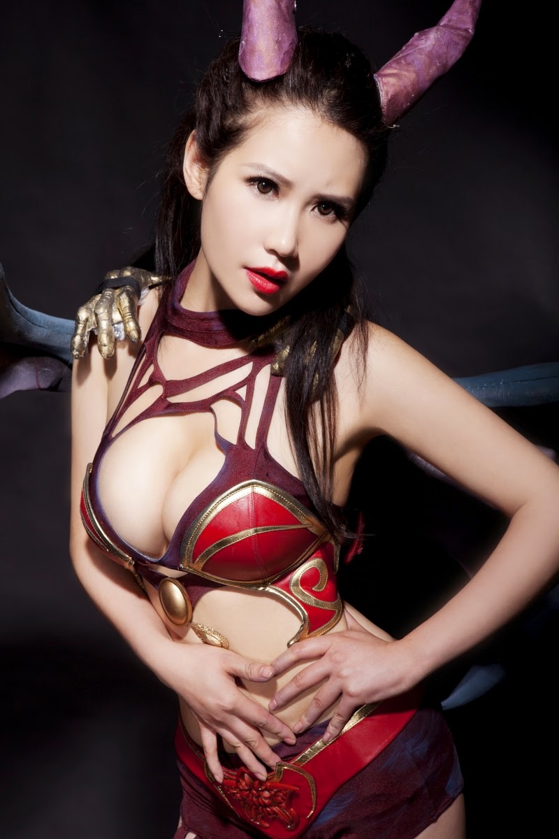 Ngắm loạt cosplay "bốc lửa" của DotA 2 Trung Quốc - Ảnh 6