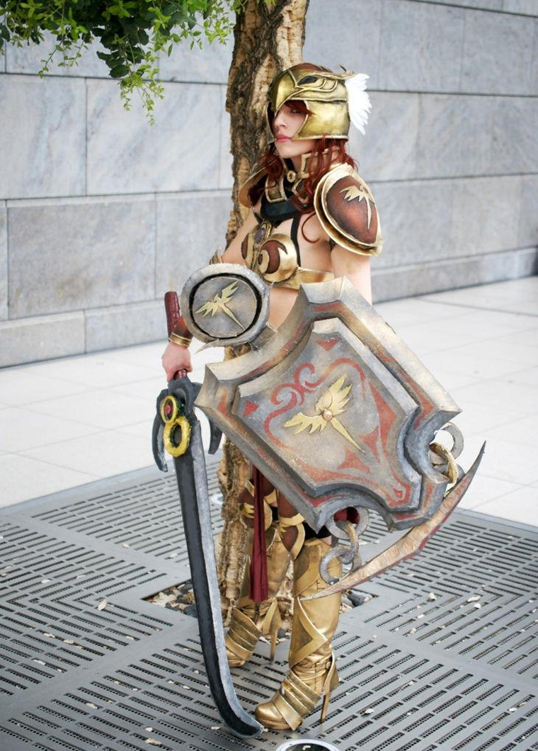 Cosplay Leona Chiến Thần cực ấn tượng của Fawkes - Ảnh 11