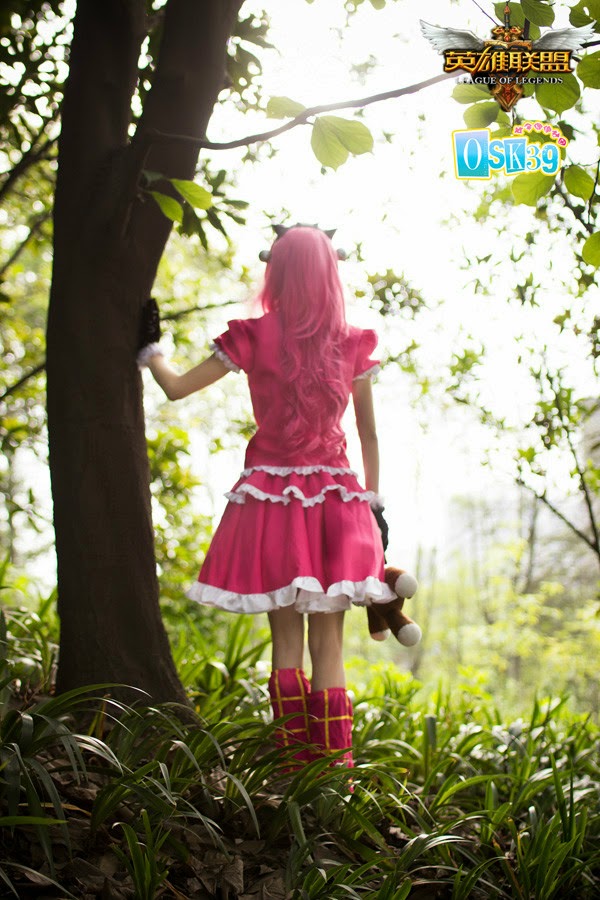 Thêm một bộ cosplay đẹp về "cô bé bóng tối" Annie - Ảnh 6