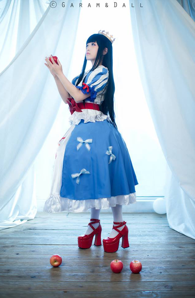 Tomia khoe cosplay Bạch Tuyết cực ấn tượng - Ảnh 14