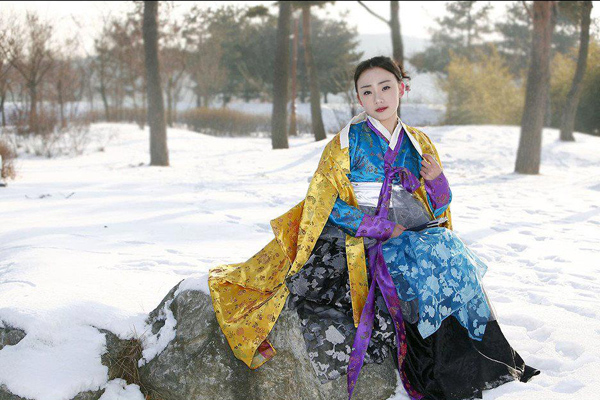 Miyuko xúng xính trong trang phục Hanbok - Ảnh 12