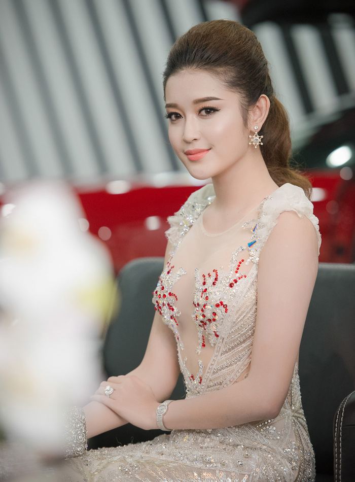 Huyền My