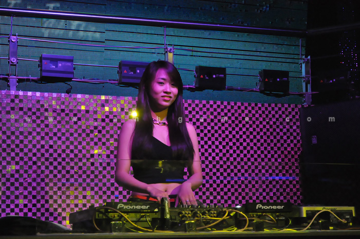 Nữ DJ xinh đẹp tại Thiên Long Anh Hùng Hội - Ảnh 8