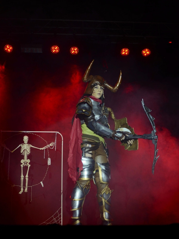 Shappi và bộ ảnh cosplay Demon Hunter trong Diablo III - Ảnh 1