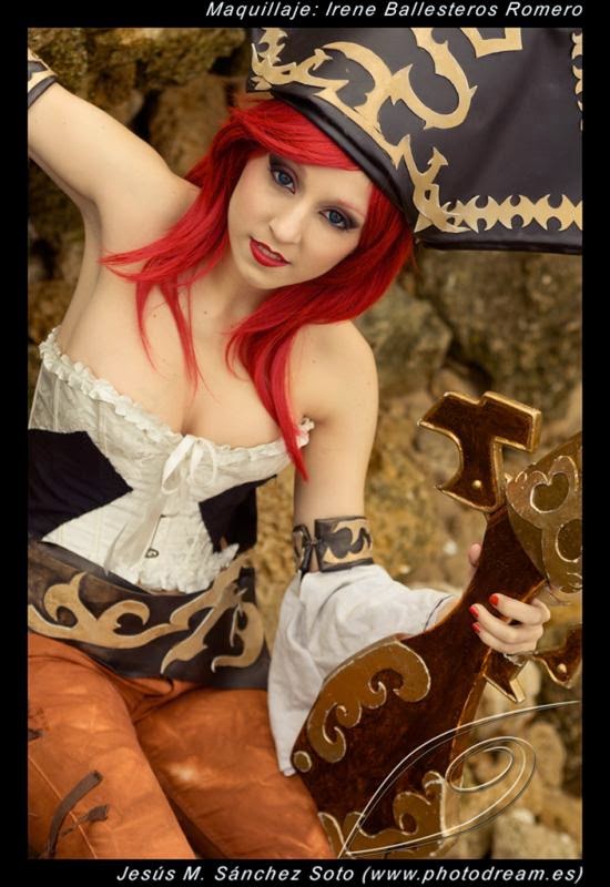 Vẻ đẹp gợi cảm của thợ săn tiền thưởng Miss Fortune - Ảnh 12