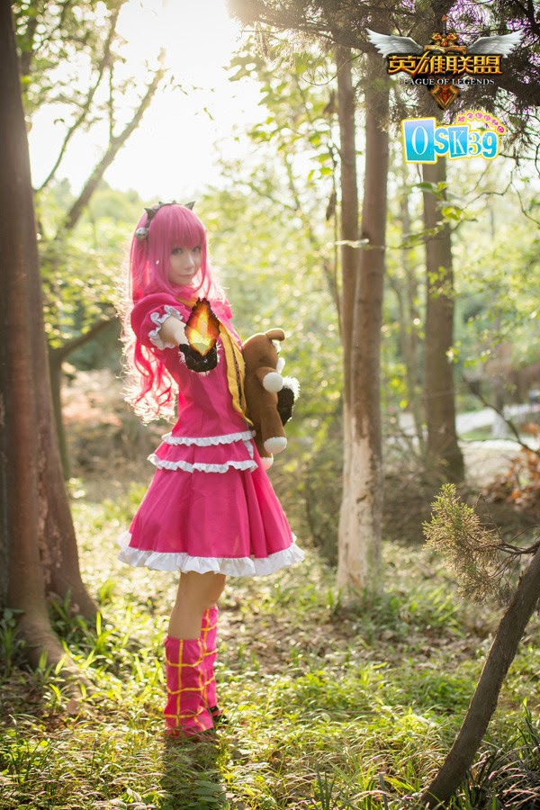 Thêm một bộ cosplay đẹp về "cô bé bóng tối" Annie - Ảnh 5