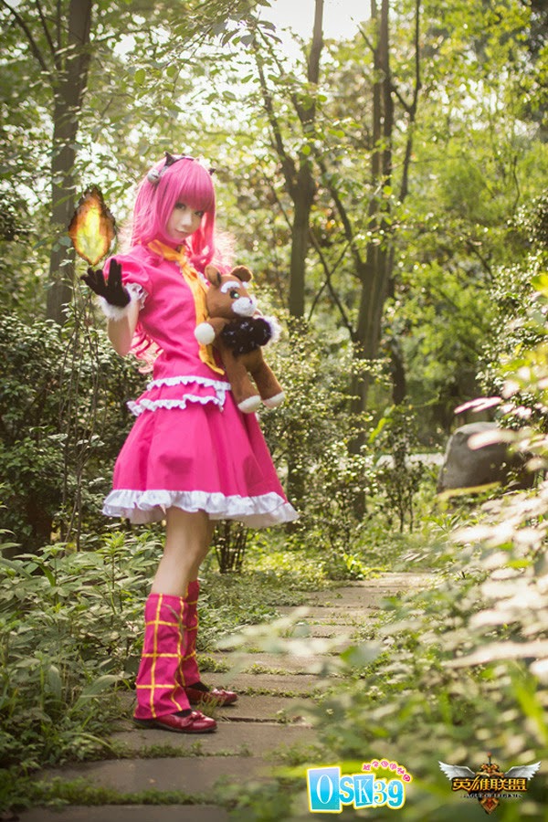 Thêm một bộ cosplay đẹp về "cô bé bóng tối" Annie - Ảnh 7