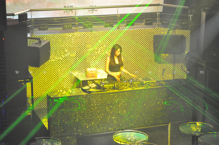 Nữ DJ xinh đẹp tại Thiên Long Anh Hùng Hội - Ảnh 4