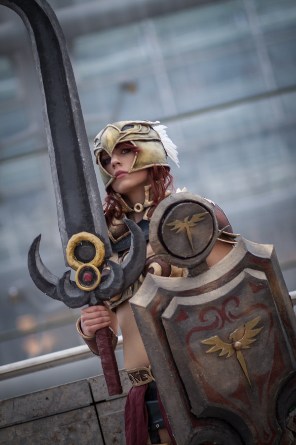 Ngắm cosplay Leona Chiến Thần tuyệt đẹp - Ảnh 1