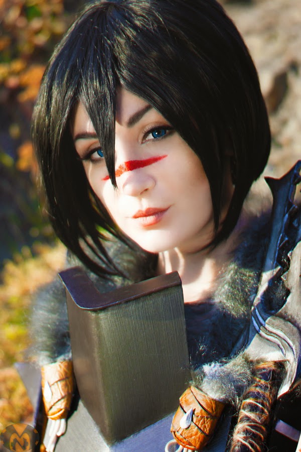 Nữ chiến binh Marian Hawke khoe dáng mạnh mẽ - Ảnh 5