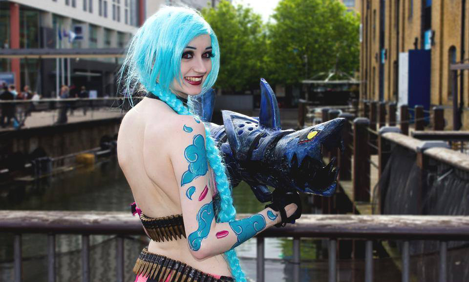 Kyahri nhí nhảnh và đáng yêu với cosplay Jinx - Ảnh 8