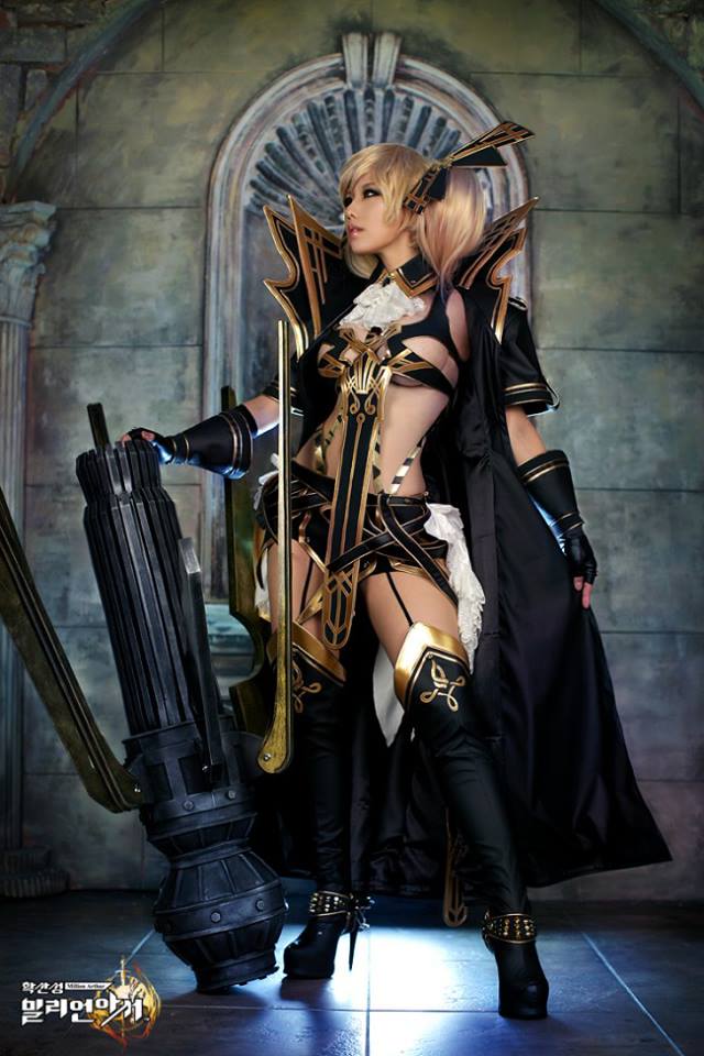 Tasha khoe vòng 1 gợi cảm với cosplay Million Arthur - Ảnh 7