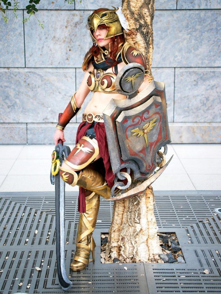 Cosplay Leona Chiến Thần cực ấn tượng của Fawkes - Ảnh 21