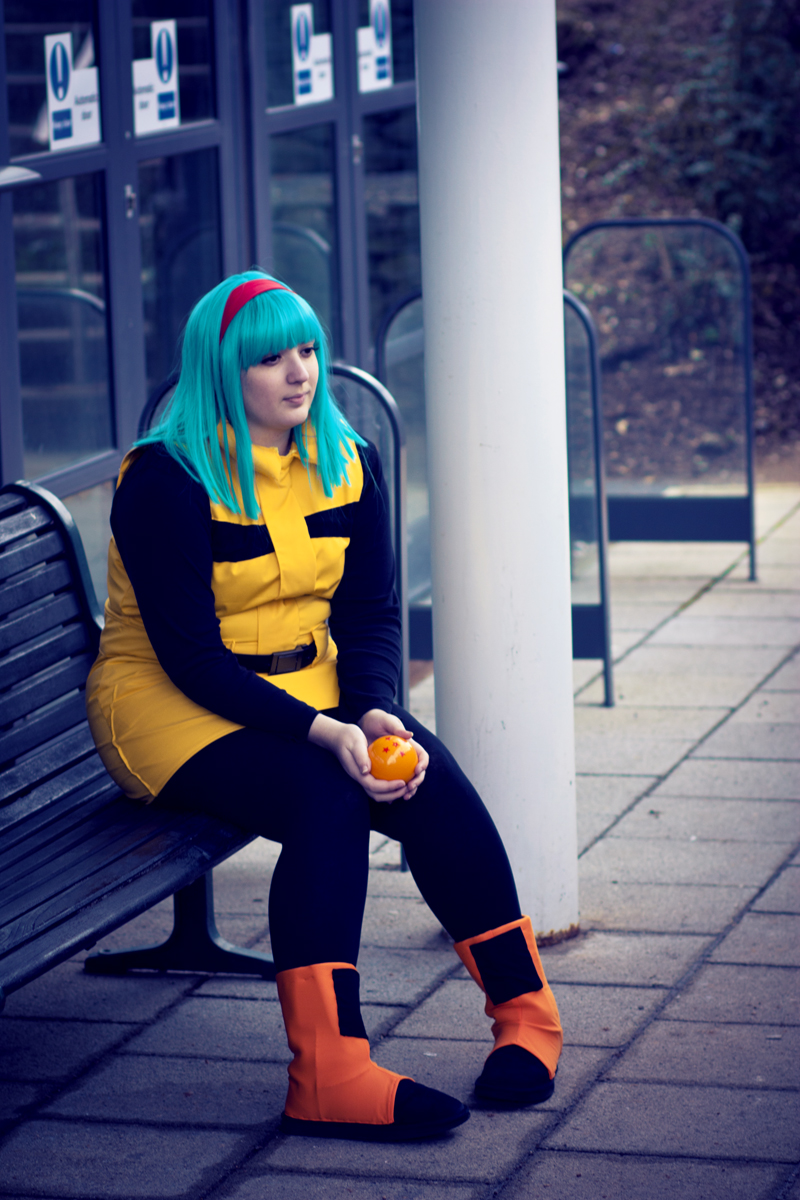 Luminescence biến hóa với cosplay Bulma - Ảnh 2