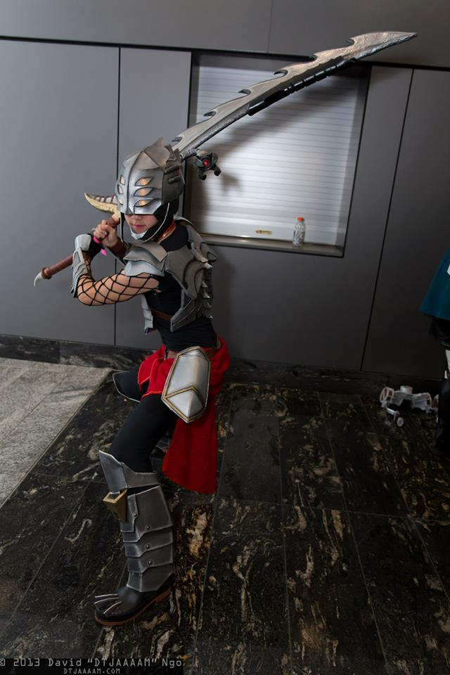 Cosplay Master Yi Thợ Săn - Ảnh 4