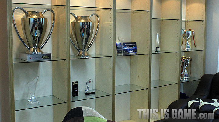 Tham quan gaming house của SKT T1 - Ảnh 56