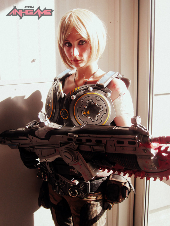 Cosplay hoành tráng của Anya Stroud (Gears of War) - Ảnh 12